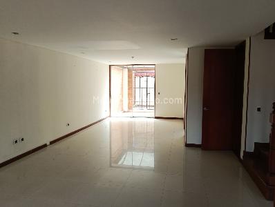 Casa de 4 alcobas en venta en Ub Nuevo Milenio, Chía, 200 m² · foto 4 de 20