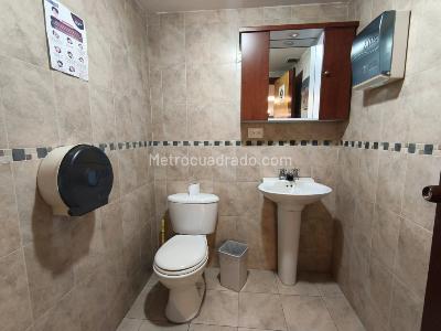 Casa de 5 alcobas en arriendo en Los Andes, Bogotá, 420 m² · foto 15 de 20