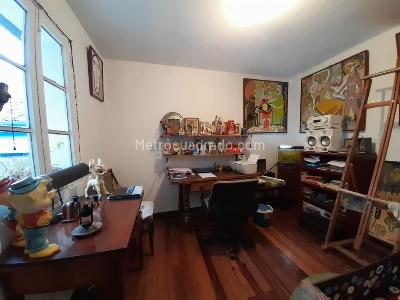 Casa de 5 alcobas en venta en La Concordia, Bogotá, 320 m² · foto 3 de 20