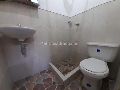 Casa de 5 alcobas en venta en La Concordia, Bogotá, 320 m² · foto 4 de 20
