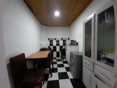 Casa de 5 alcobas en venta en La Concordia, Bogotá, 320 m² · foto 16 de 20