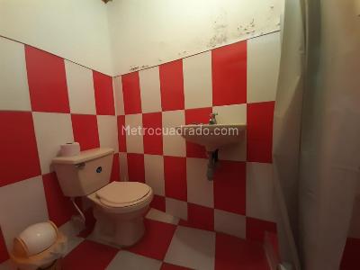 Casa de 5 alcobas en venta en La Concordia, Bogotá, 320 m² · foto 18 de 20