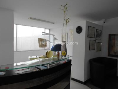 Casa de 5 alcobas en venta en Antiguo Country, Bogotá, 420 m² · foto 5 de 20