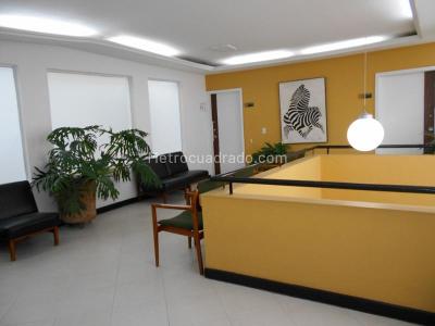 Casa de 5 alcobas en venta en Antiguo Country, Bogotá, 420 m² · foto 7 de 20