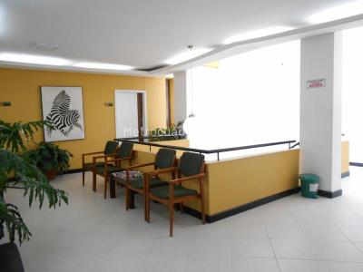 Casa de 5 alcobas en venta en Antiguo Country, Bogotá, 420 m² · foto 11 de 20