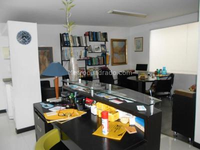 Casa de 5 alcobas en venta en Antiguo Country, Bogotá, 420 m² · foto 12 de 20