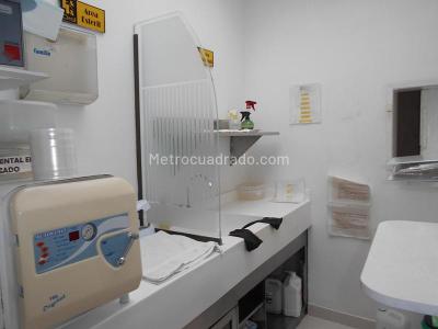 Casa de 5 alcobas en venta en Antiguo Country, Bogotá, 420 m² · foto 13 de 20