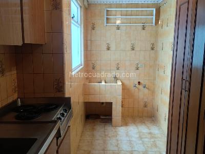 Apartamento en venta en Santa Barbara, Bogotá · foto 4 de 8