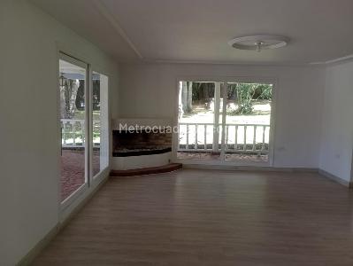 Casa de 3 alcobas en arriendo en Floresta De La Sabana, Bogotá, 430 m² · foto 2 de 20