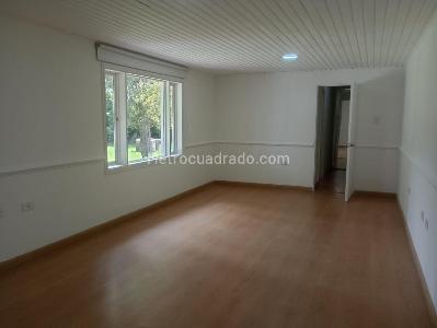 Casa de 3 alcobas en arriendo en Floresta De La Sabana, Bogotá, 430 m² · foto 7 de 20