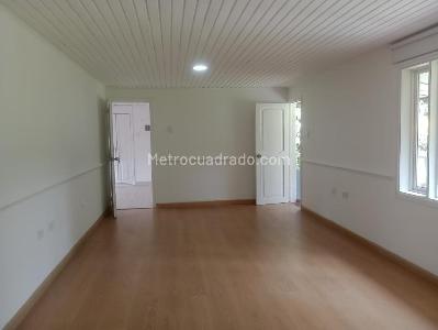 Casa de 3 alcobas en arriendo en Floresta De La Sabana, Bogotá, 430 m² · foto 15 de 20