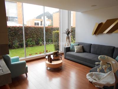 Casa de 3 alcobas en venta en Chia, Chía, 254 m² · foto 3 de 17