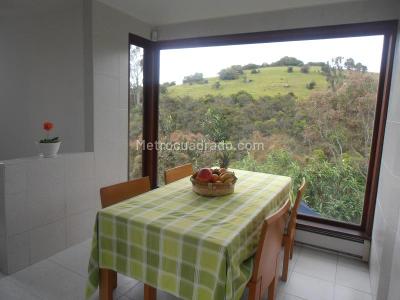 Casa de 3 alcobas en venta en Sin Barrio, Chía, 380 m² · foto 2 de 12