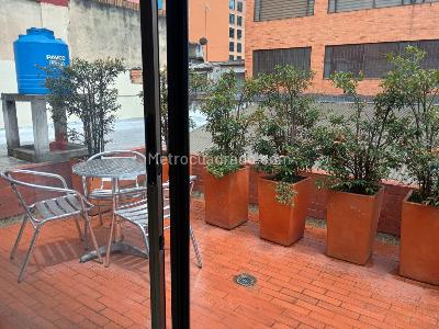 Casa de 5 alcobas en arriendo en Lago Gaitan, Bogotá, 318 m² · foto 3 de 20