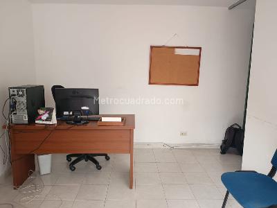 Casa de 5 alcobas en arriendo en Lago Gaitan, Bogotá, 318 m² · foto 16 de 20