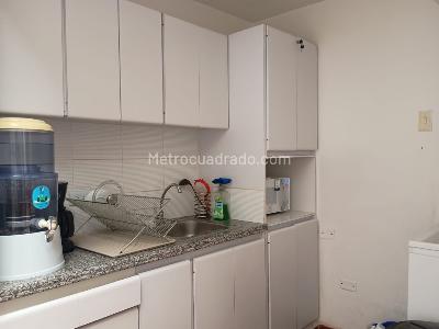 Casa de 5 alcobas en arriendo en Lago Gaitan, Bogotá, 318 m² · foto 17 de 20