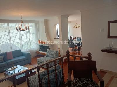 Casa de 4 alcobas en venta en Niza Norte, Bogotá, 291 m² · foto 3 de 20