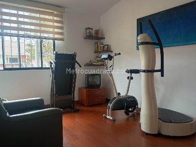 Casa de 4 alcobas en venta en Niza Norte, Bogotá, 291 m² · foto 15 de 20