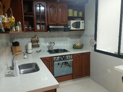 Casa de 4 alcobas en venta en Niza Norte, Bogotá, 291 m² · foto 18 de 20