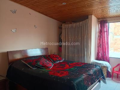 Casa de 5 alcobas en venta en Palo Blanco, Bogotá, 460 m² · foto 3 de 20