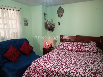 Casa de 5 alcobas en venta en Palo Blanco, Bogotá, 460 m² · foto 10 de 20