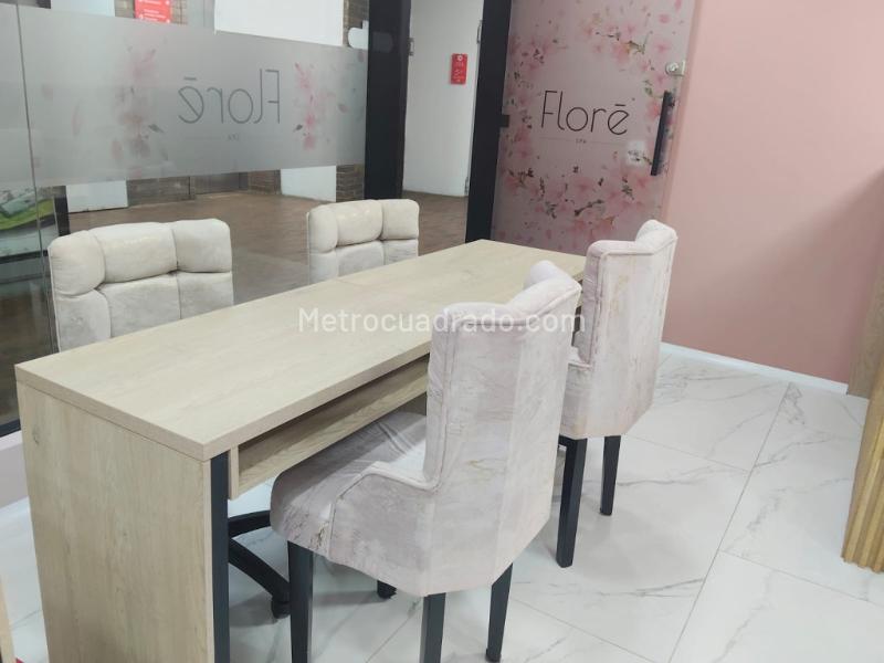 Local Comercial en Arriendo, Avenida Pradilla, Chía - Więcej