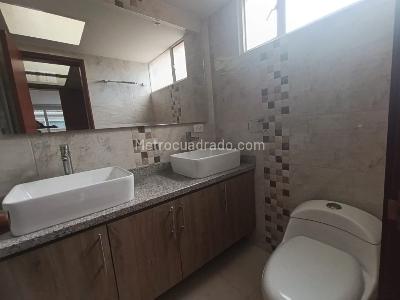 Casa de 4 alcobas en venta en Nueva Zelandia, Bogotá, 71 m² · foto 7 de 20
