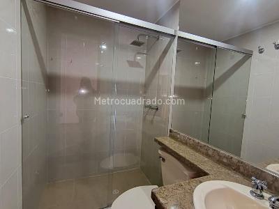 Apartamento de 3 alcobas en venta en Colina Campestre, Bogotá, 90 m² · foto 9 de 17