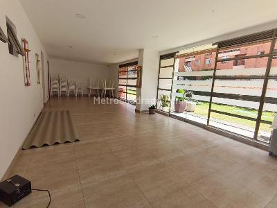 Apartamento de 3 alcobas en venta en Colina Campestre, Bogotá, 90 m² · foto 15 de 17
