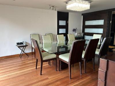 Apartamento de 4 alcobas en venta en Los Rosales, Bogotá, 555 m² · foto 3 de 20