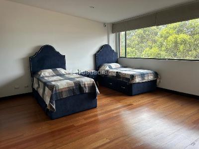 Apartamento de 4 alcobas en venta en Los Rosales, Bogotá, 555 m² · foto 8 de 20