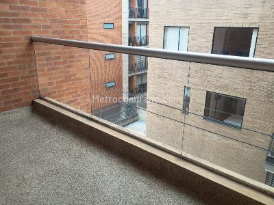 Apartamento de 2 alcobas en arriendo en Santa Barbara, Bogotá, 119 m² · foto 4 de 20
