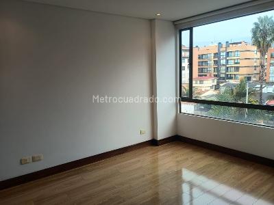 Apartamento de 2 alcobas en arriendo en Santa Barbara, Bogotá, 119 m² · foto 5 de 20