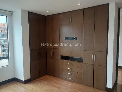 Apartamento de 2 alcobas en arriendo en Santa Barbara, Bogotá, 119 m² · foto 7 de 20