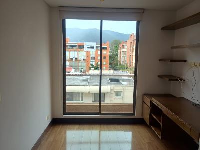 Apartamento de 2 alcobas en arriendo en Santa Barbara, Bogotá, 119 m² · foto 10 de 20