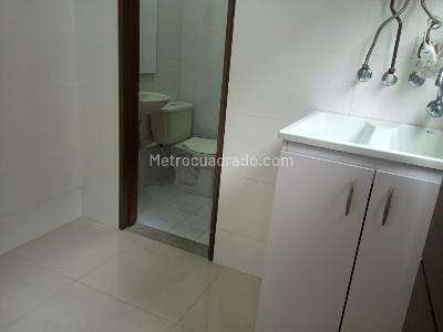 Apartamento de 2 alcobas en arriendo en Santa Barbara, Bogotá, 119 m² · foto 16 de 20