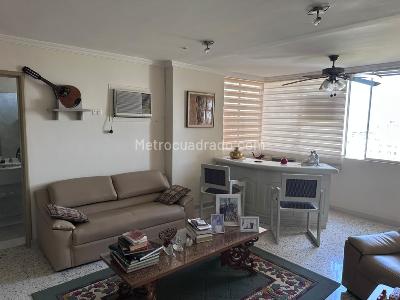 Apartamento de 3 alcobas en venta en Riomar, Barranquilla, 253 m² · foto 5 de 17