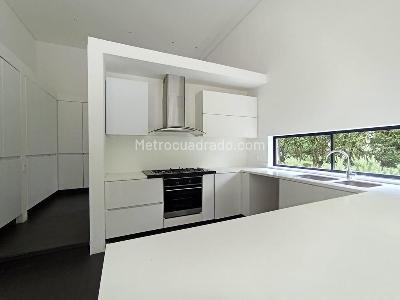 Casa de 3 alcobas en venta en La Pradera, La Calera, 298 m² · foto 4 de 20