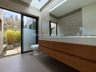 Casa de 3 alcobas en venta en La Pradera, La Calera, 298 m² · foto 8 de 20