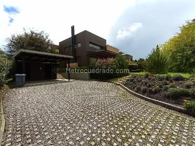 Casa de 3 alcobas en venta en La Pradera, La Calera, 298 m² · foto 14 de 20