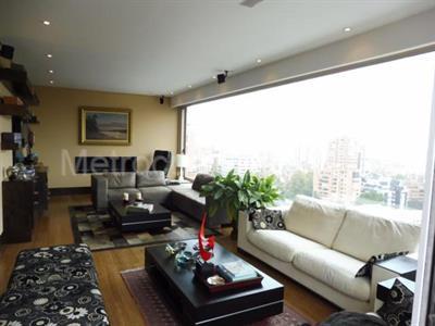 Apartamento en venta en El Refugio, Bogotá · foto 2 de 20
