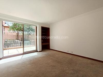 Apartamento de 4 alcobas en venta en Chico Cabrera, Bogotá, 395 m² · foto 13 de 20