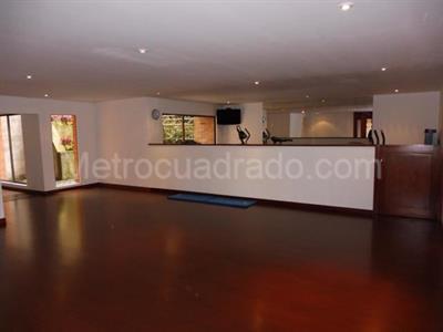 Apartamento de 2 alcobas en venta en Los Rosales, Bogotá, 208 m² · foto 17 de 20