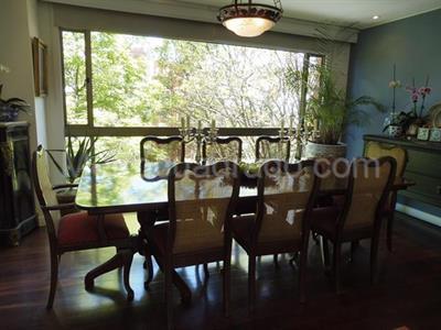 Apartamento de 2 alcobas en venta en Los Rosales, Bogotá, 208 m² · foto 3 de 20