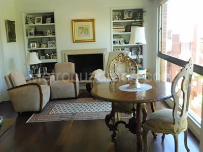 Apartamento de 2 alcobas en venta en Los Rosales, Bogotá, 208 m² · foto 4 de 20