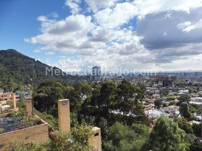 Apartamento de 4 alcobas en venta en Santa Barbara Alta, Bogotá, 358 m² · foto 3 de 20