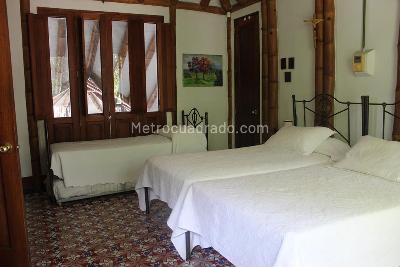 Casa de 4 alcobas en venta en Peñalisa, Girardot, 182 m² · foto 12 de 20