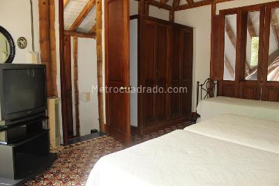Casa de 4 alcobas en venta en Peñalisa, Girardot, 182 m² · foto 14 de 20