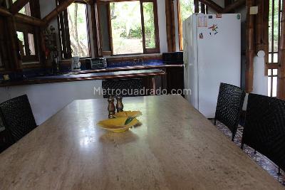 Casa de 4 alcobas en venta en Peñalisa, Girardot, 182 m² · foto 8 de 20