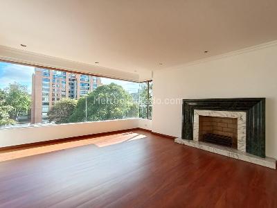 Apartamento de 4 alcobas en venta en La Cabrera, Bogotá, 325 m² · foto 2 de 20